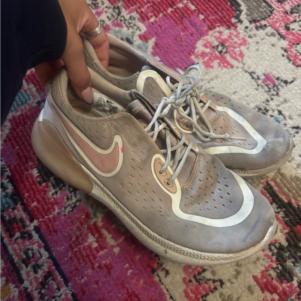 Nike Pink and White Sneakers Modern Chunky Design